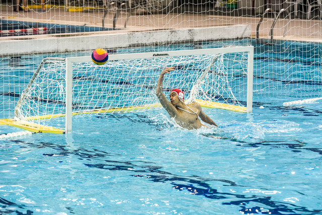 تقابل واترپلوی نفت و گاز و دانشگاه آزاد در لیگ برتر