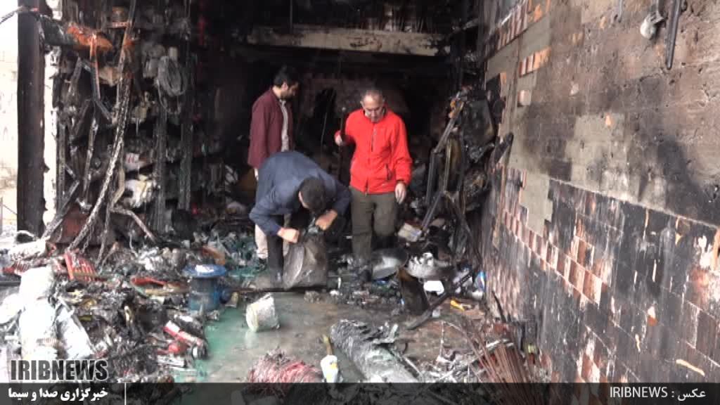 آتش سوزی مغازه در پارس آباد و خسارت 100 درصدی آن آتش سوزی مغازه در پارس آباد و خسارت 100 درصدی آن