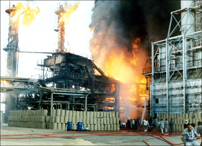 ۱۹ مرداد گرامی داشت شهدای شرکت نفت گچساران