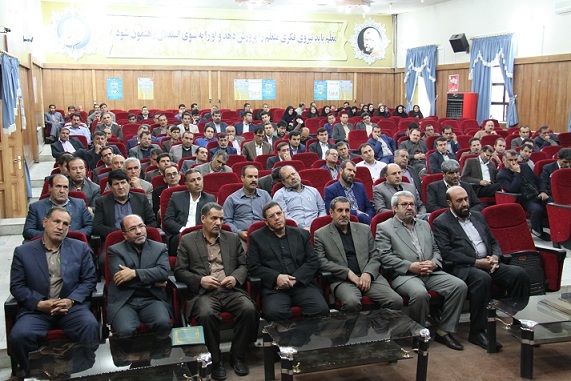 استقبال کارکنان آموزش وپرورش از پرچم حرم امام حسین(ع)