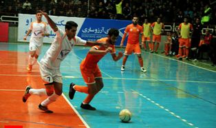 مس سونگون برای حفظ صدرنشینی لیگ فوتسال امروز در ساری مس سونگون برای حفظ صدرنشینی لیگ فوتسال امروز در ساری