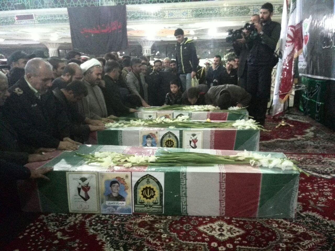 مراسم وداع با سه شهید تازه تفحص شده در مصلای شهرکرد