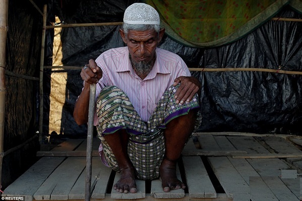 تازهترین تصاویر از وضعیت دردناک مسلمانان روهینگیا تازهترین تصاویر از وضعیت دردناک مسلمانان روهینگیا