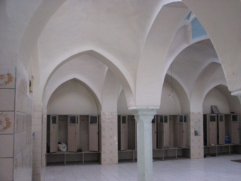 کشف بقایای حمام دوران قاجار در تربت حیدریه