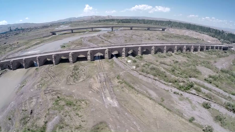 گذری بر شهرستان تاریخی میانه