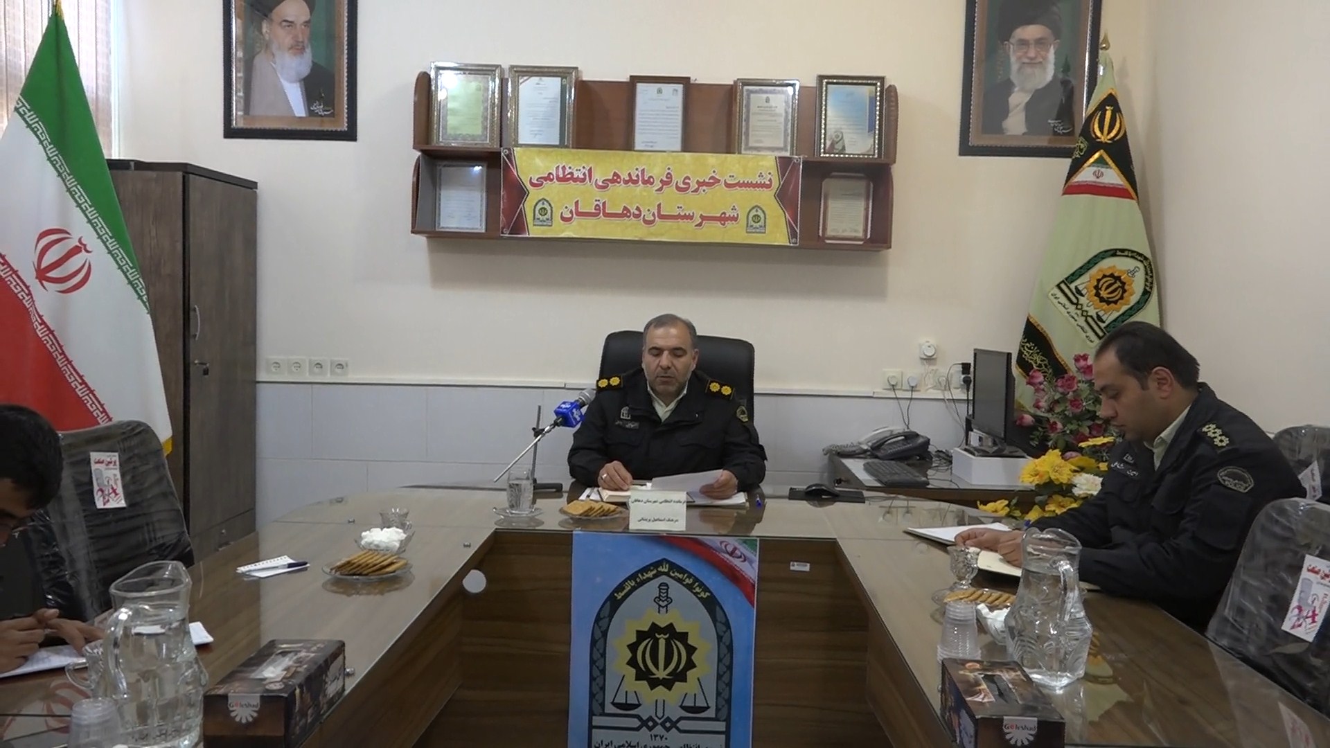 کشف و جمع آوری حدود چهار هزار نخ سیگار خارجی قاچاق کشف و جمع آوری حدود چهار هزار نخ سیگار خارجی قاچاق