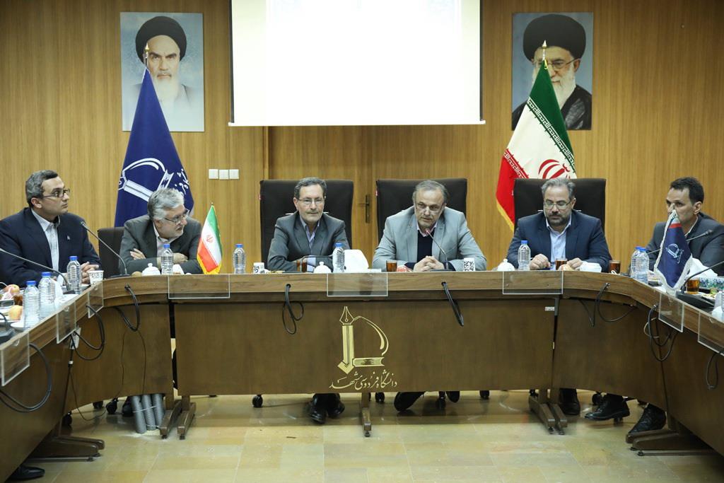 دانشگاه‌ها در مثلث توسعه اقتصادی فرهنگی مشارکت کنند