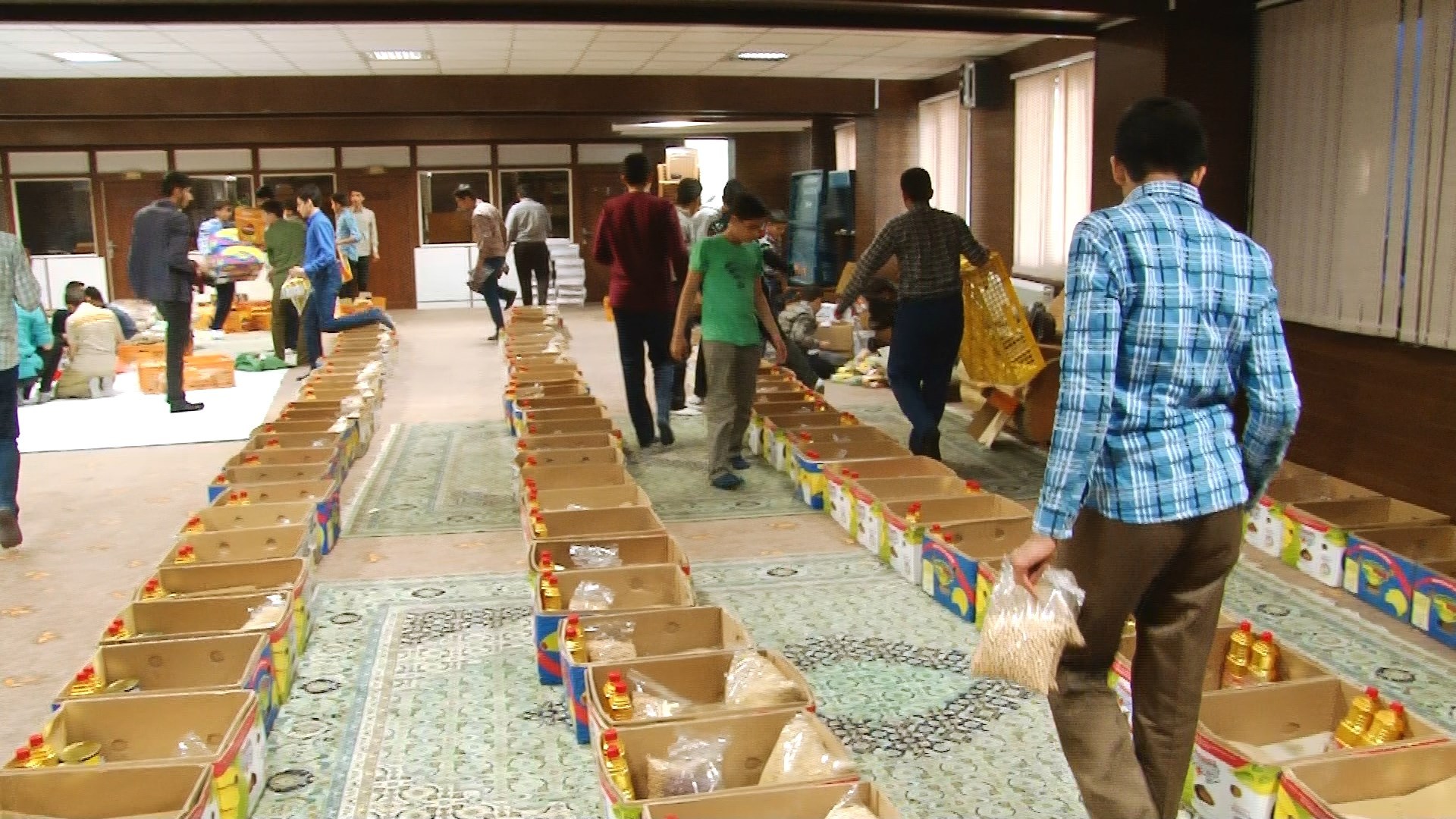 توزیع 200 سبد غذایی بین نیازمندان