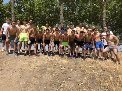 تمرینات آزادکاران نوجوان