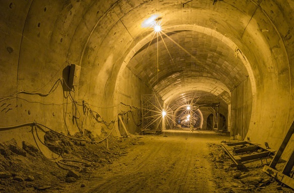 کرجی ها همچنان چشم انتظار راه اندازی مترو درون شهری