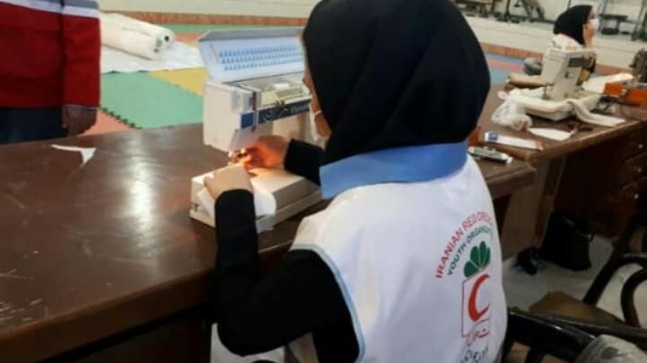 تولید سه هزار ماسک در تایباد؛ روزانه