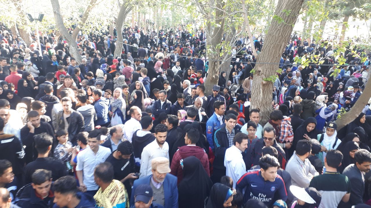 برگزاری همایش پیاده روی خانوادگی در فریمان