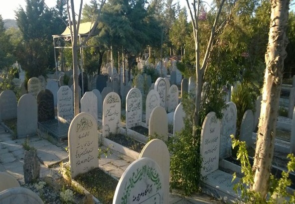 خدمت رسانی به زیارت کنندگان آرامستان سنندج