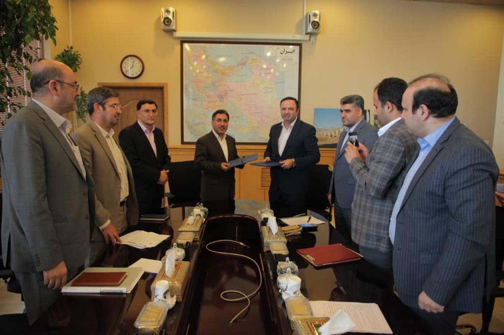 انعقاد موافقت نامه ریلی