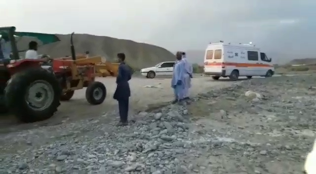 انتقال مادر باردار با تراکتور