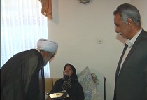 تجلیل از خانواده شهدای انتظامیزرندیه تجلیل از خانواده شهدای انتظامیزرندیه