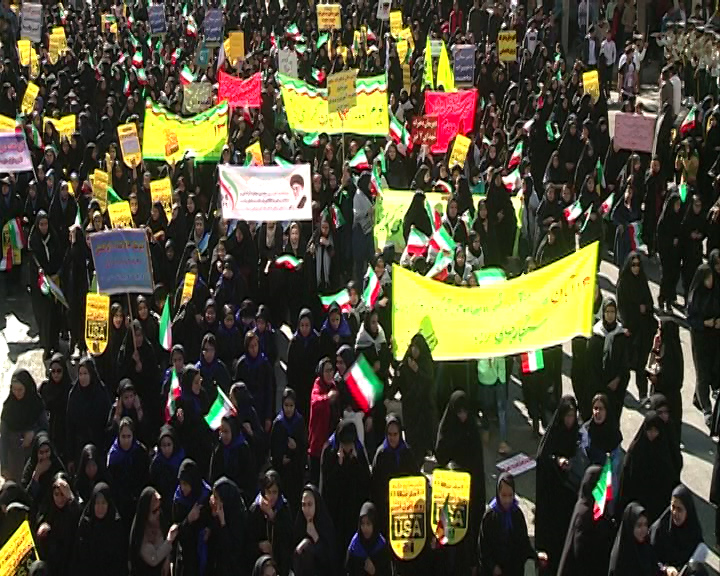 پیام قدردانی نماینده ولی فقیه و استاندار از حضور حماسی مردم در یوم الله 13 آبان