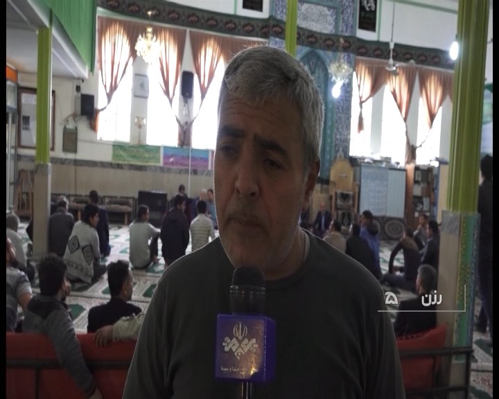 روستای کاج ، قطب تولید قاب عکس کشور