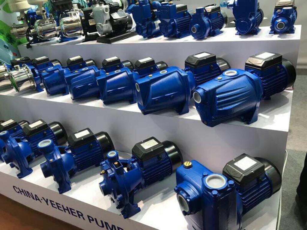 دپو انبار پمپ آب و موتور برق قاچاق در شیراز