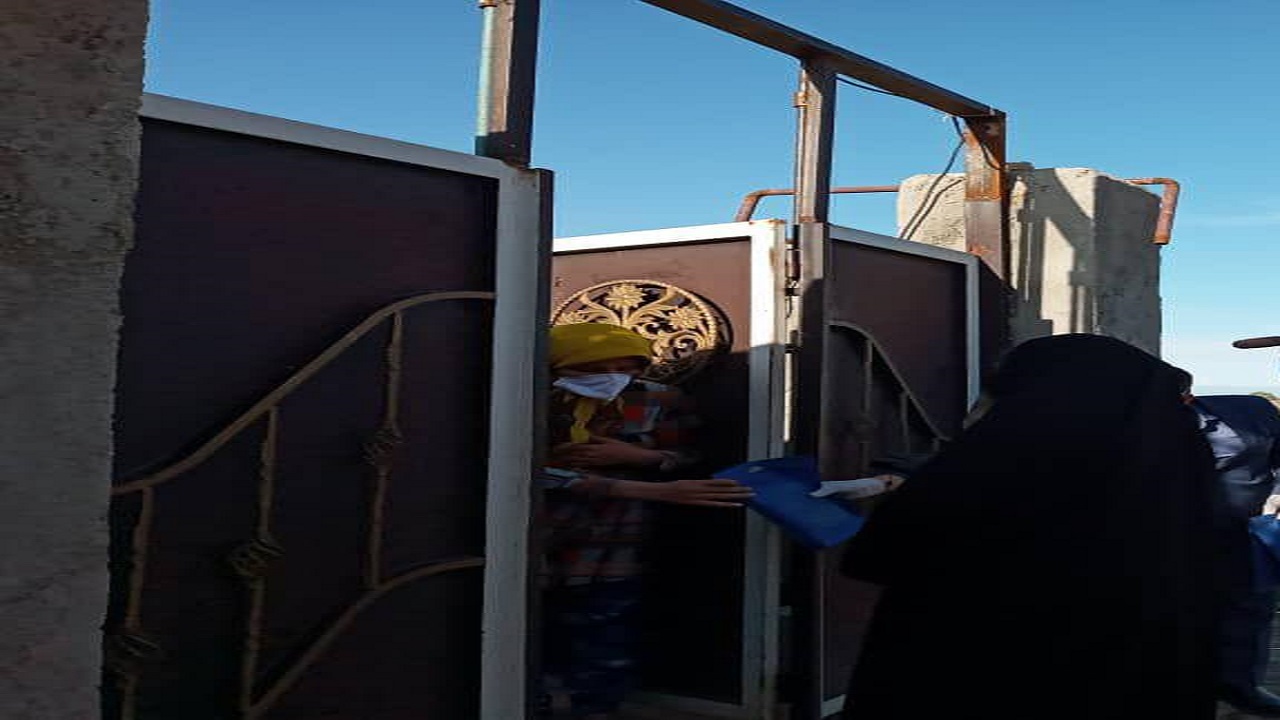 توزیع اقلام بهداشتی در مناطق محروم شهر تاکستان