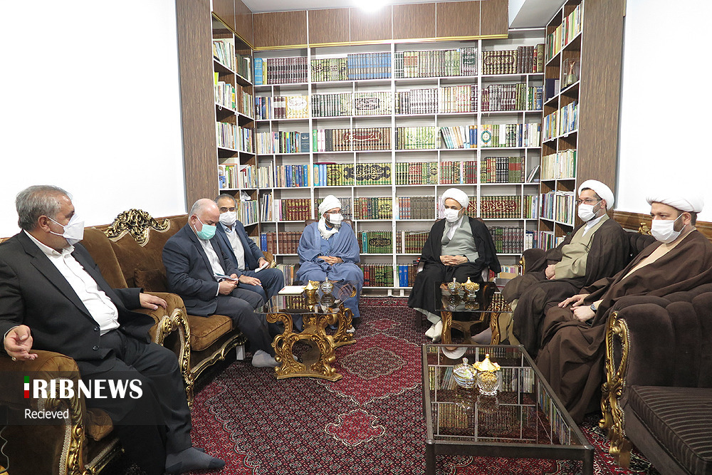 علما دشمنان را به مردم بشناسانند علما دشمنان را به مردم بشناسانند