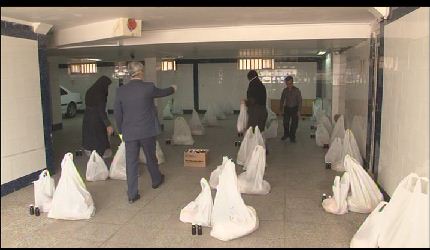 دستهای مهربانی که مشکل گشا میشود دستهای مهربانی که مشکل گشا میشود