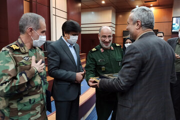 آئین معارفه مدیرکل بنیاد حفظ آثار و نشر ارزش دفاع مقدس استان مرکزی