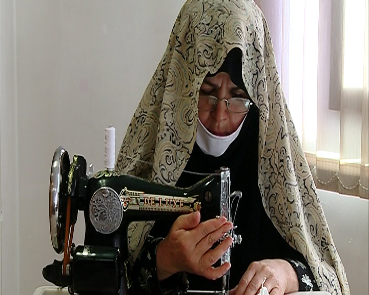 همت جهادی خواهران بسیجی اراک برای غلبه بر کرونا