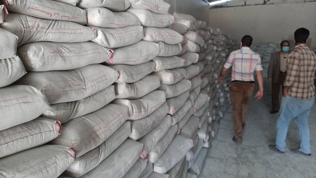 کشف انبار احتکار سیمان در کرمان