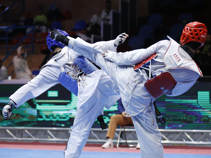 با جوانان خود، قهرمان لیگ تکواندو شدیم با جوانان خود، قهرمان لیگ تکواندو شدیم