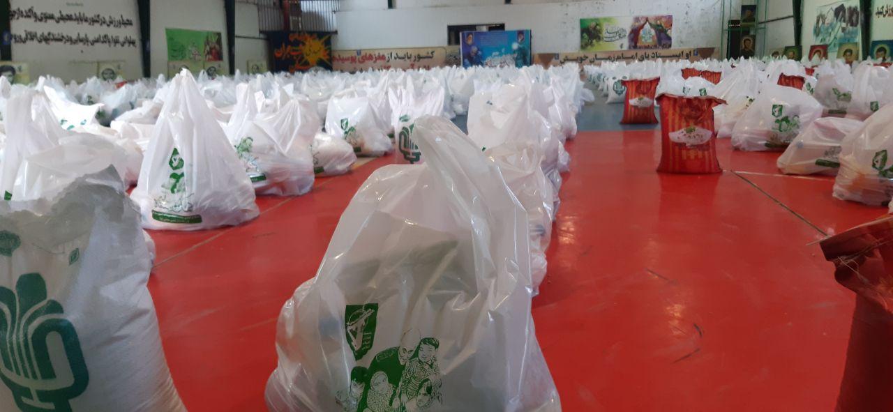 توزیع ۳ هزار و ۴۰۰ بسته معیشتی و بهداشتی در نور