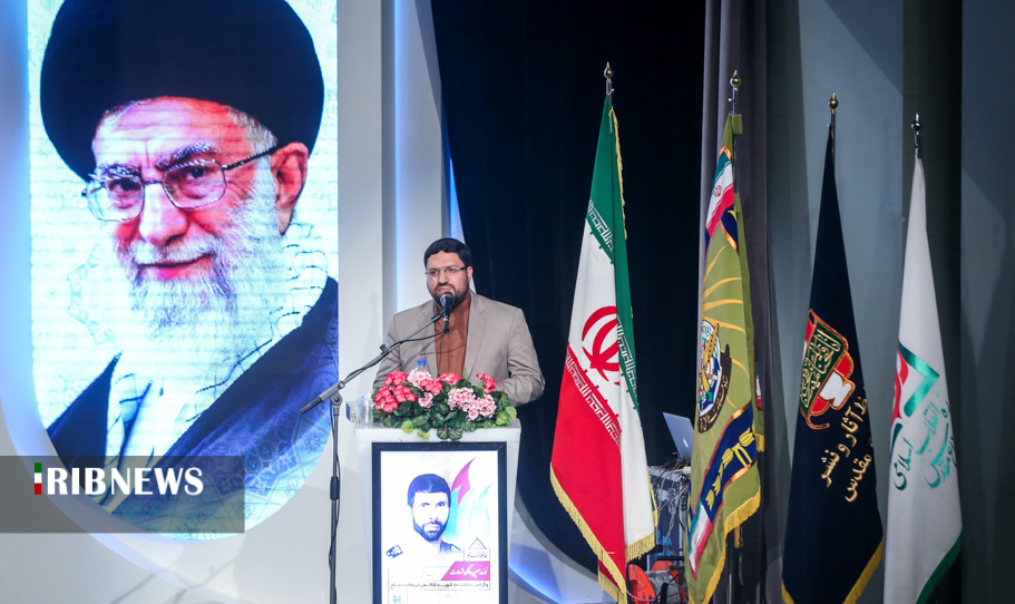 تدوین سلسله مباحث درسیِ شهید صیاد شیرازی توسط هیئت معارف جنگ تدوین سلسله مباحث درسیِ شهید صیاد شیرازی توسط هیئت معارف جنگ