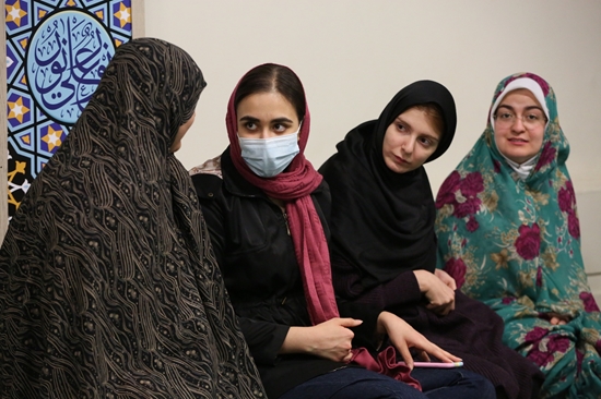 دانشجویان پزشکی وقف مردم هستند دانشجویان پزشکی وقف مردم هستند