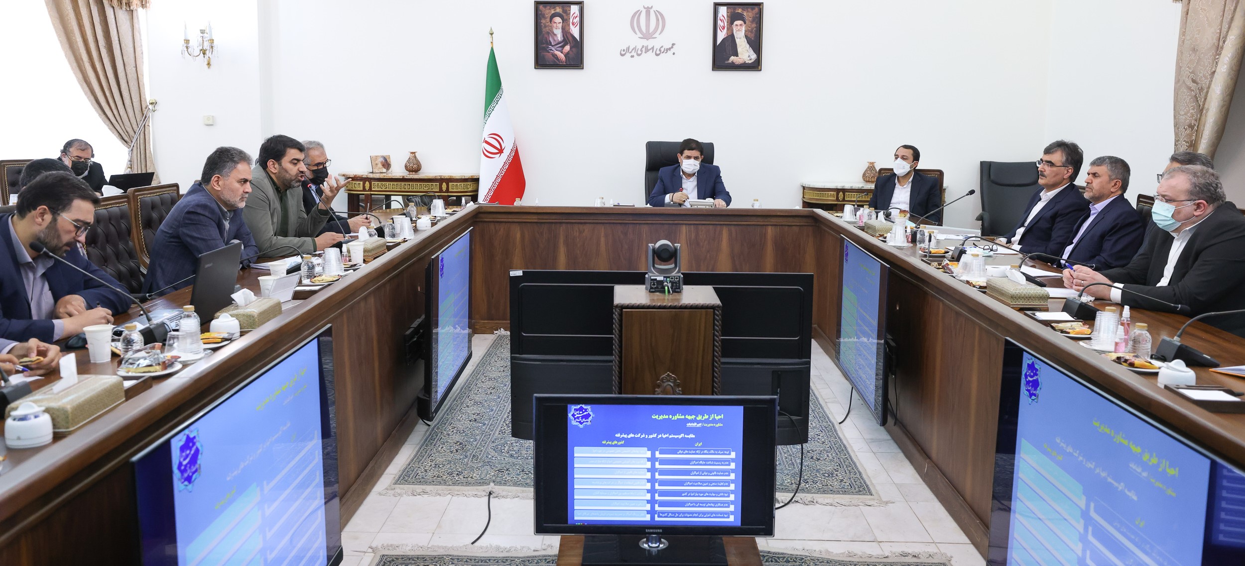 تاکید مخبر بر احیای ۶ هزار واحد تعطیل و نیمه تعطیل