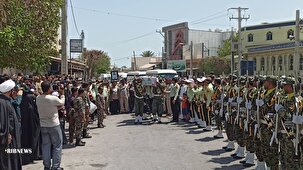 تشییع پیکر شهید اسدالهی در بندرلنگه