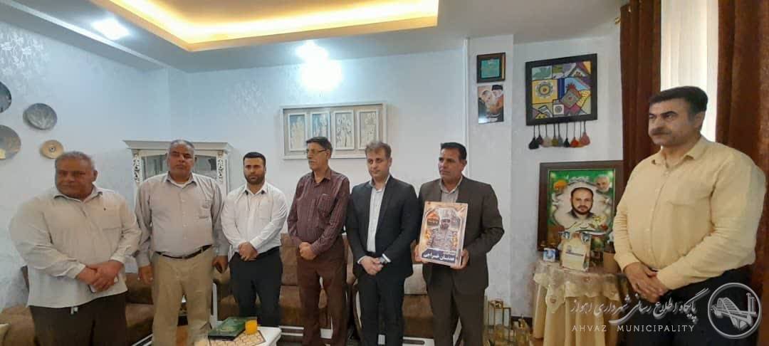 دیدار با خانواده شهیدان والامقام خسراجی وشهابی طرفی دیدار با خانواده شهیدان والامقام خسراجی وشهابی طرفی