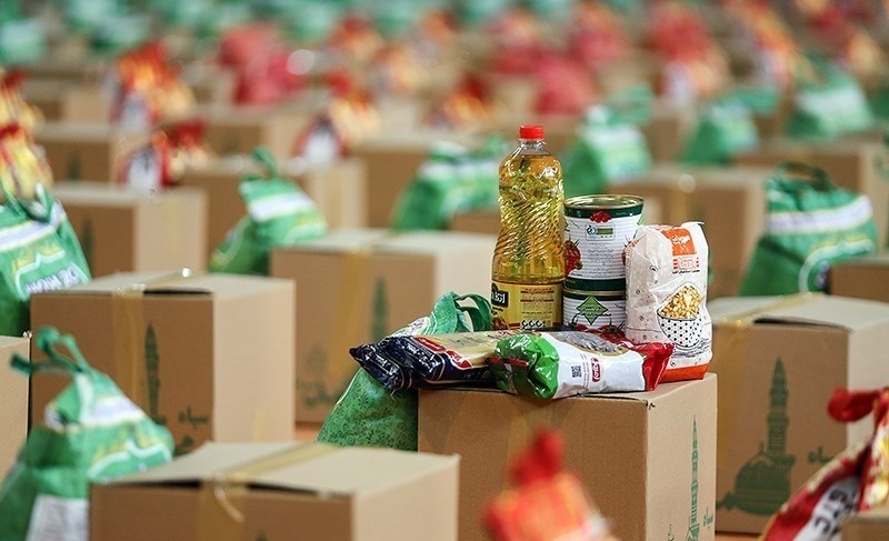 اهدای ۵۰۰ بسته معیشتی به نیازمندان دزفول