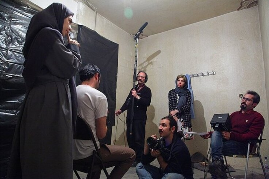 مستند «هاری» از شبکه تهران مستند «هاری» از شبکه تهران