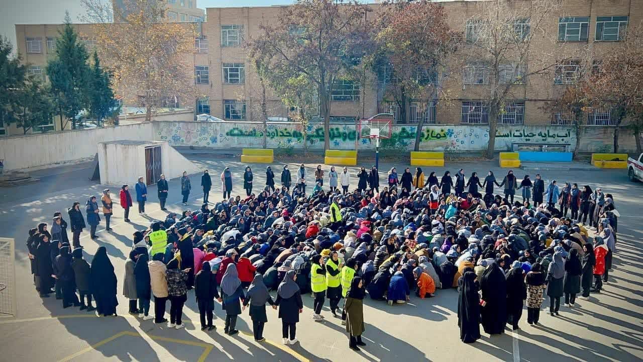 مانور زلزله در ۵ هزار و ۲۰۰ مدرسه آذربایجان غربی برگزار شد