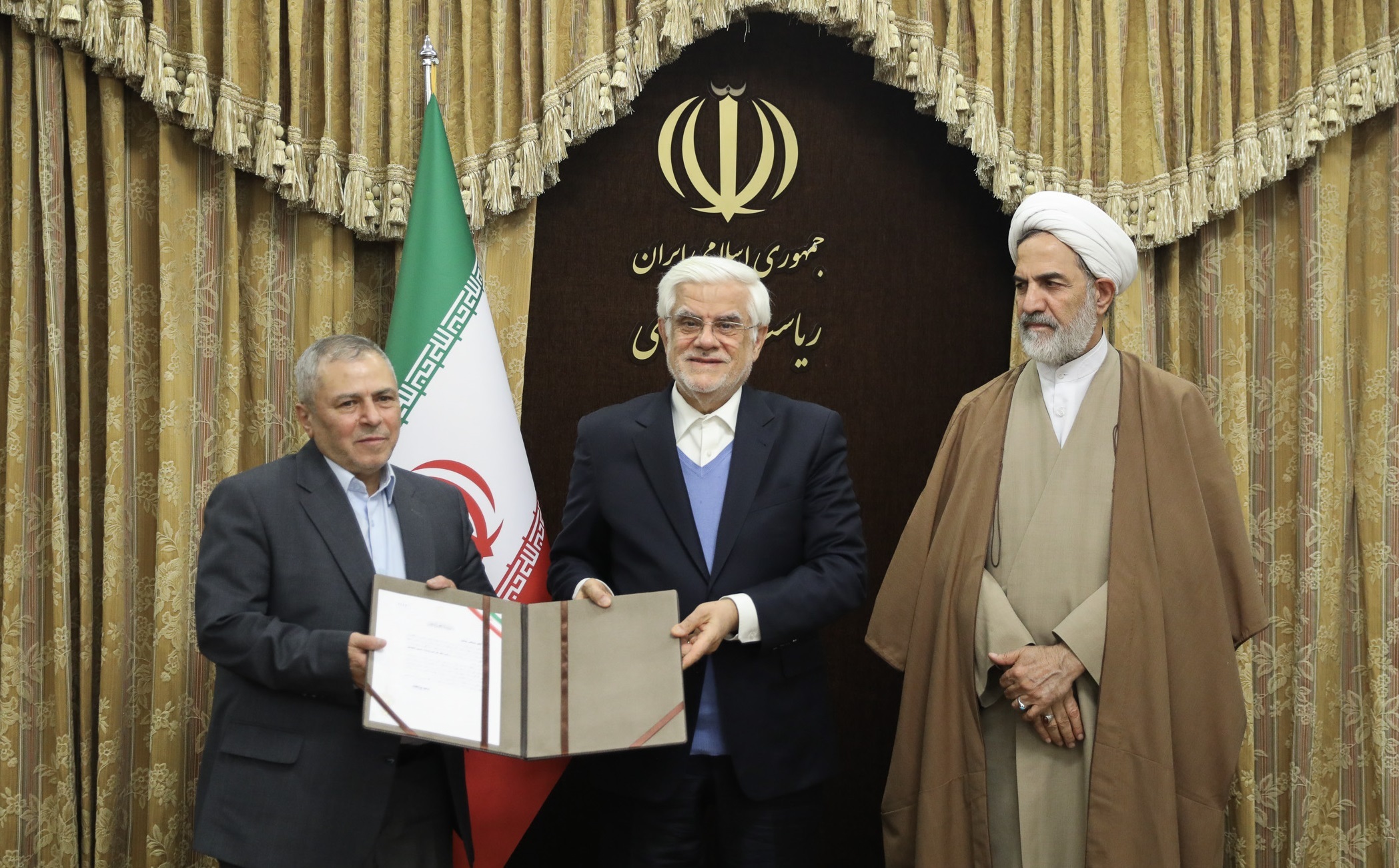 حکم فرا قانونی نهادهای نظارتی حکم فرا قانونی نهادهای نظارتی