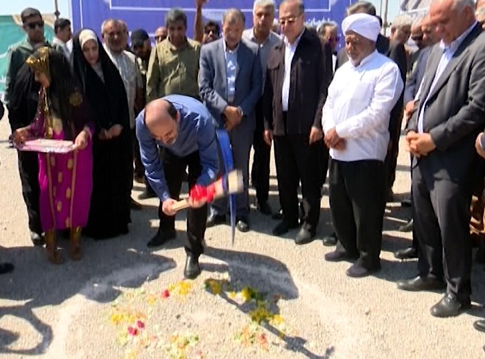 آغاز ساخت دو طرح راهسازی در بندرعباس آغاز ساخت دو طرح راهسازی در بندرعباس
