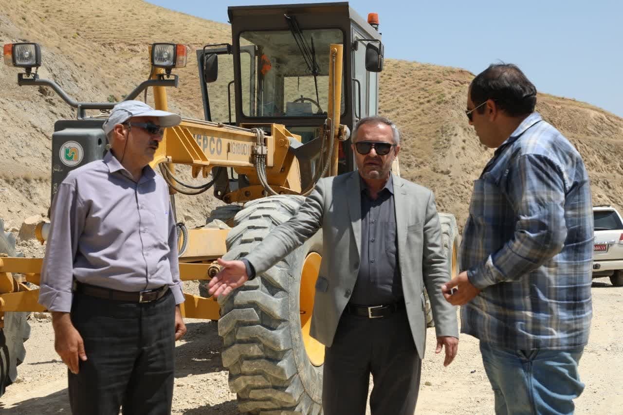 بهسازی و مسیرگشایی جاده دوم مسیر دسترسی پیرانشهر به تمرچین بهسازی و مسیرگشایی جاده دوم مسیر دسترسی پیرانشهر به تمرچین