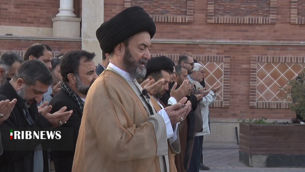 اقامه نماز عید فطر اردبیل در شهیدگاه