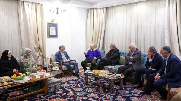دولت تا آنجا که بتواند، به هنر کشور کمک خواهد کرد