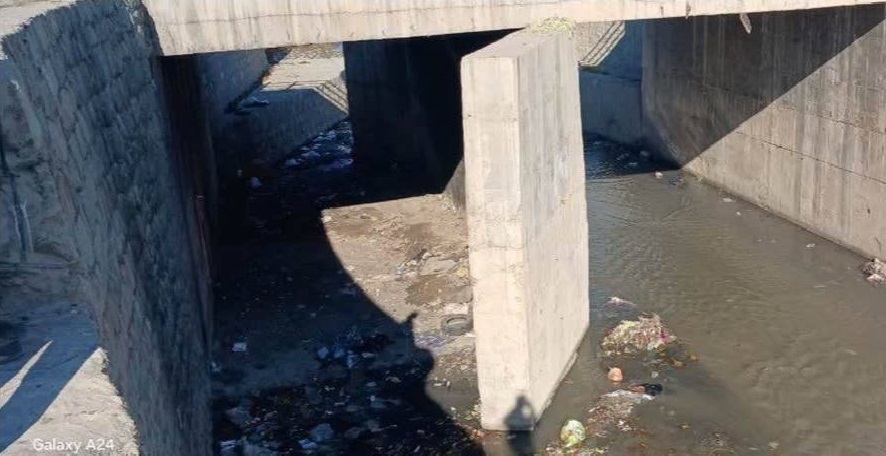 رسیدگی به شکایت مردمی درباره بوی نامطبوع در روستای ریه بهارستان رسیدگی به شکایت مردمی درباره بوی نامطبوع در روستای ریه بهارستان