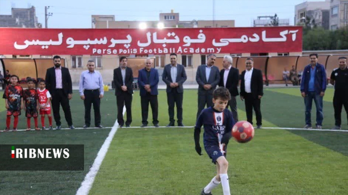 بهره‌برداری از چمن مصنوعی ورزشگاه جواد الائمه(ع) قم