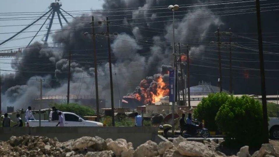 حمله به یک زندان و بیمارستان سودان ۲۰ کشته و ۵۰ زخمی برجای گذاشت حمله به یک زندان و بیمارستان سودان ۲۰ کشته و ۵۰ زخمی برجای گذاشت