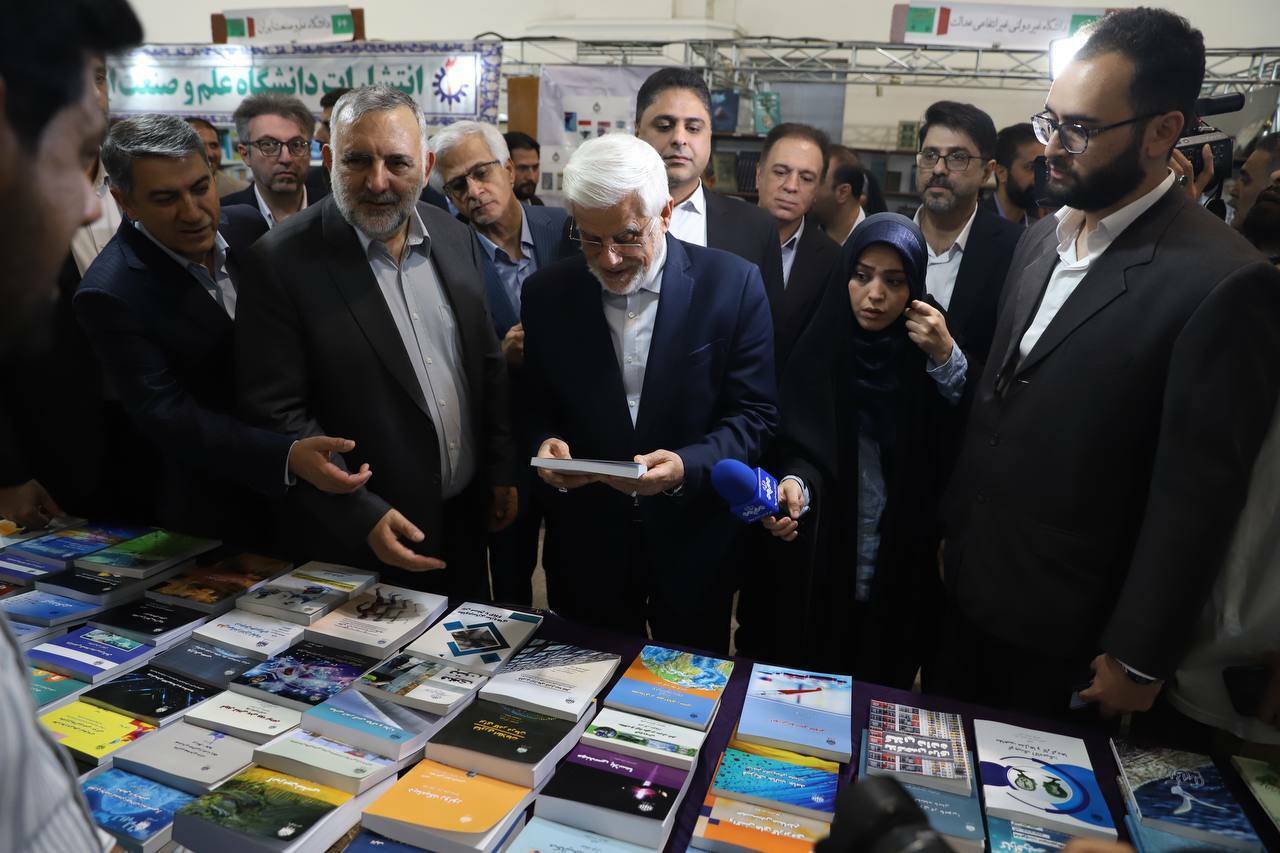 باید به مطالبات و دغدغه جوانان در بخش فرهنگی توجه شود باید به مطالبات و دغدغه جوانان در بخش فرهنگی توجه شود