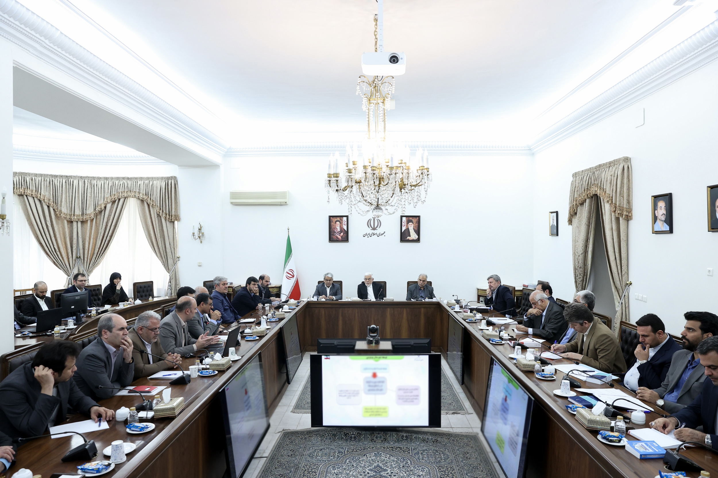 توسعه سواحل مکران از اولویتهای کلان دولت است توسعه سواحل مکران از اولویتهای کلان دولت است