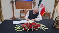 ادای احترام سفرا و دیپلمات‌های خارجی در هند به شهدای ایران